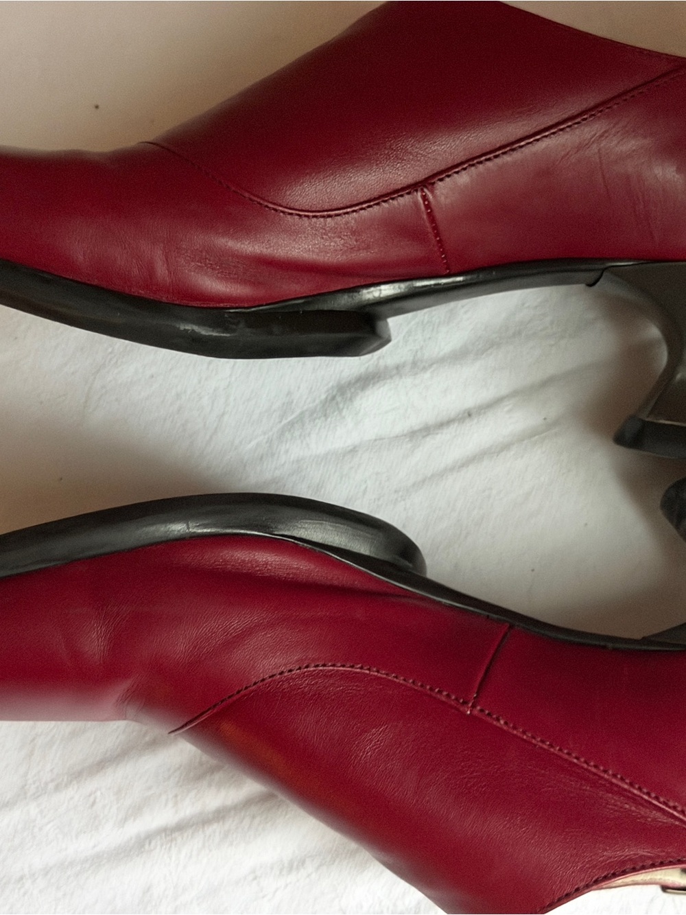John Fluevog Gracias Cherry Size 10 - Picture 16 of 16
